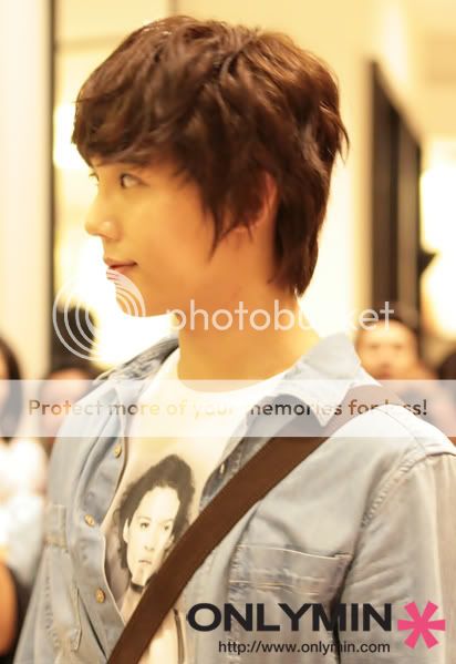 [JM+HJB] Jungmin de compras en Tailandia y HyungJun en el hotel IMG_2049copy