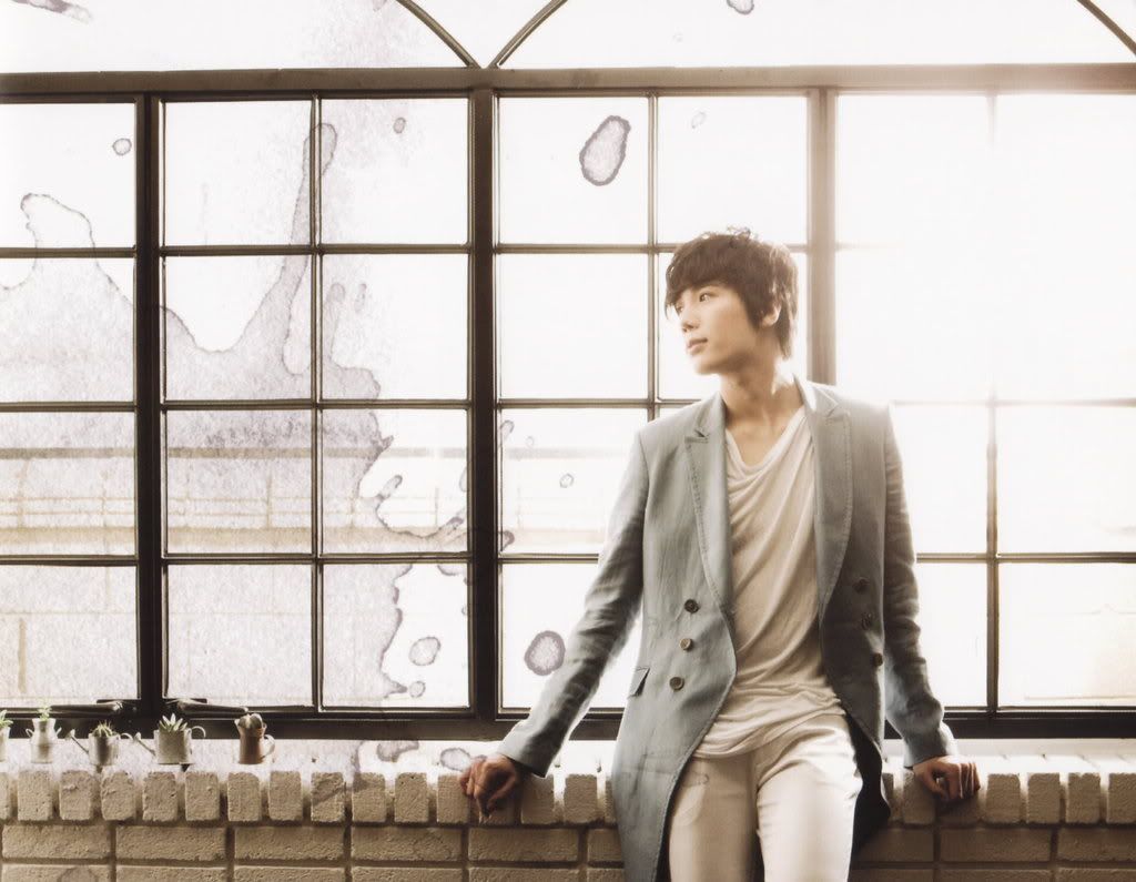 [scans] ‘The, Park Jung Min’ Repackage Album Taiwan Version B15240c419ccfc090eb3452b