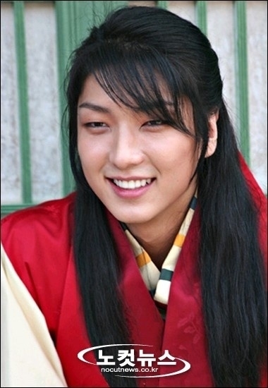 Lee jun ki fanclup/Turkey - Sayfa 2 9c26a7b0767140_full