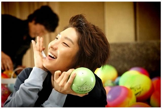 LEE JOON Gİ TURKEY FANS Eb293c6f9b6eb07f5a1c979c45e660ee1254173762_full