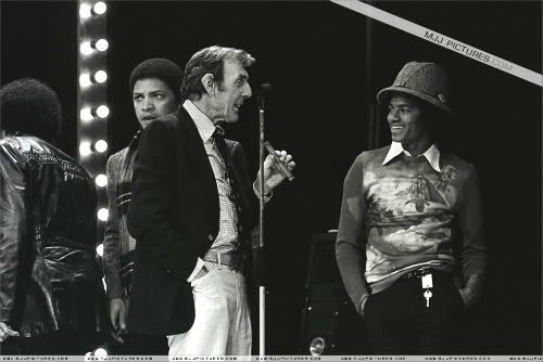 The Jacksons Rehearse For A Performance (London, UK May 1977) 005