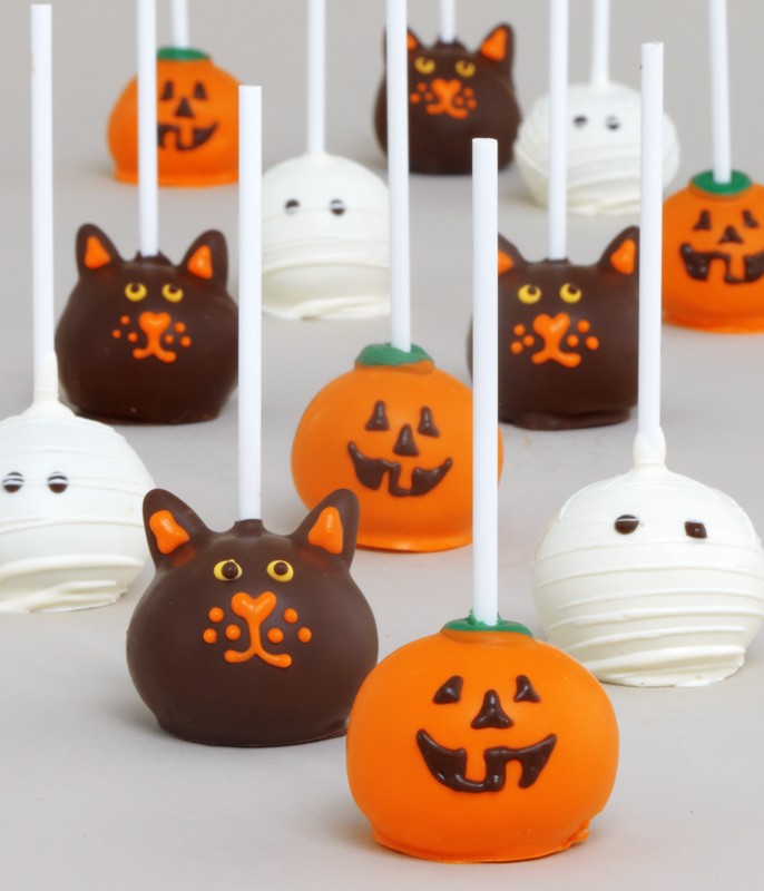  Trick or Treat!!!! Desde las catacumbas del Monasterryo entregando primeros regalitos Cakepops