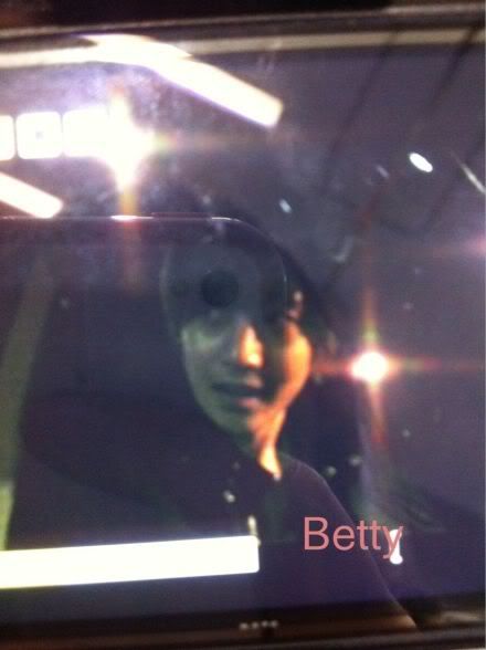 [HJL] De vuelta a Corea desde Singapur [30.11.11] (2) 30betty1f