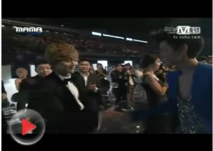 [HJL] MAMA 2011 in Singapore [29.11.11]  Sc8dfg