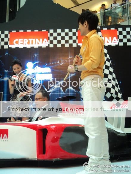 [Pics+video] Các hoạt động của Jimmy Lin năm 2011 - Page 2 W4