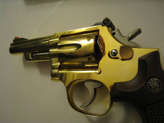 Kokusai Smith & Wesson M19 4 inch Metal gold finish - becomes Silver   IMG_0256