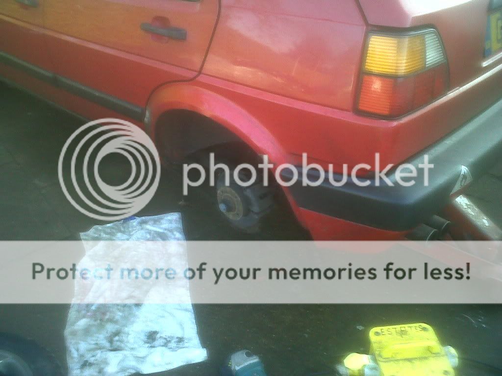 my mk2 golf - Page 3 IMG00264-20110201-1209