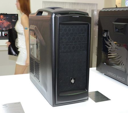 Computex 2012: Cooler Master DSC_9015