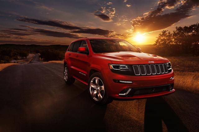 2013 Jeep Grand Cherokee SRT 2014 2014-Grand-Cherokee-SRT