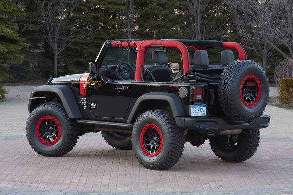 2014 Jeep e Mopar revelam 6 novos Concept Jeep para o 48th Annual Moab Easter Jeep Safari Jeep-Wrangler-Level-Red_1