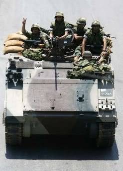 صور الجيش اللبناني *شرف - تضحية - وفاء*  شامل و متجدد. - صفحة 6 Airborne5