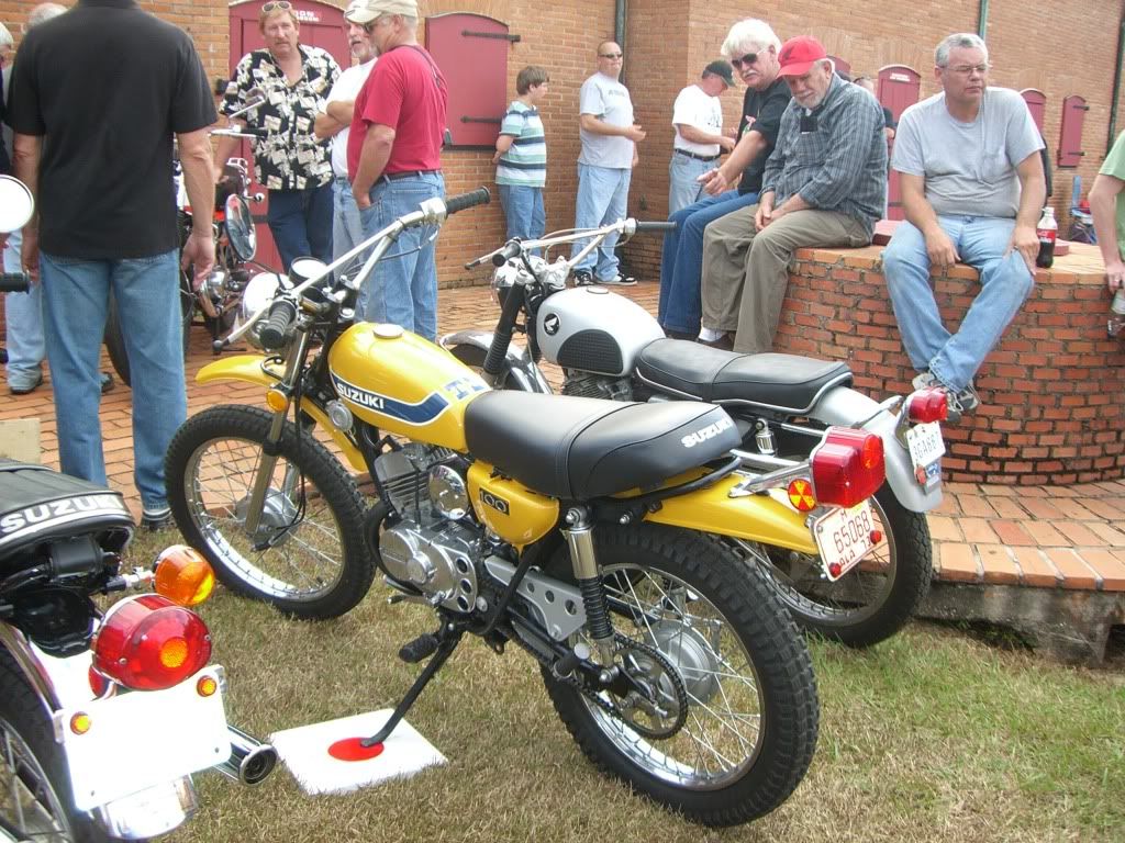 Old Bikes at the Fort - Fort Conde Mobile, AL 11/20/11 Sunday CIMG1175