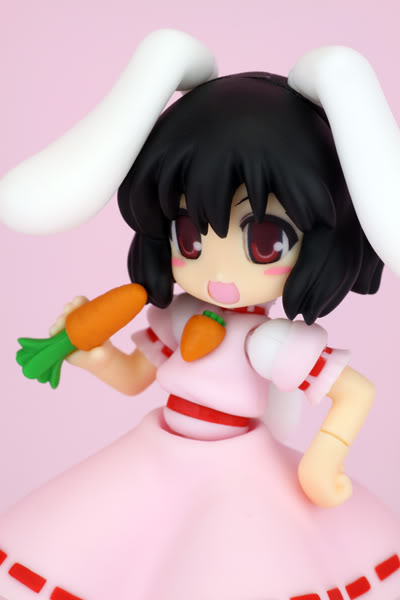 [Reedición]  Tewi Inaba, Youmu Konpaku Rikudo Swords ver. y Reisen Udongein Inaba -Touhou Project- (Griffon Enterprises) Twi15