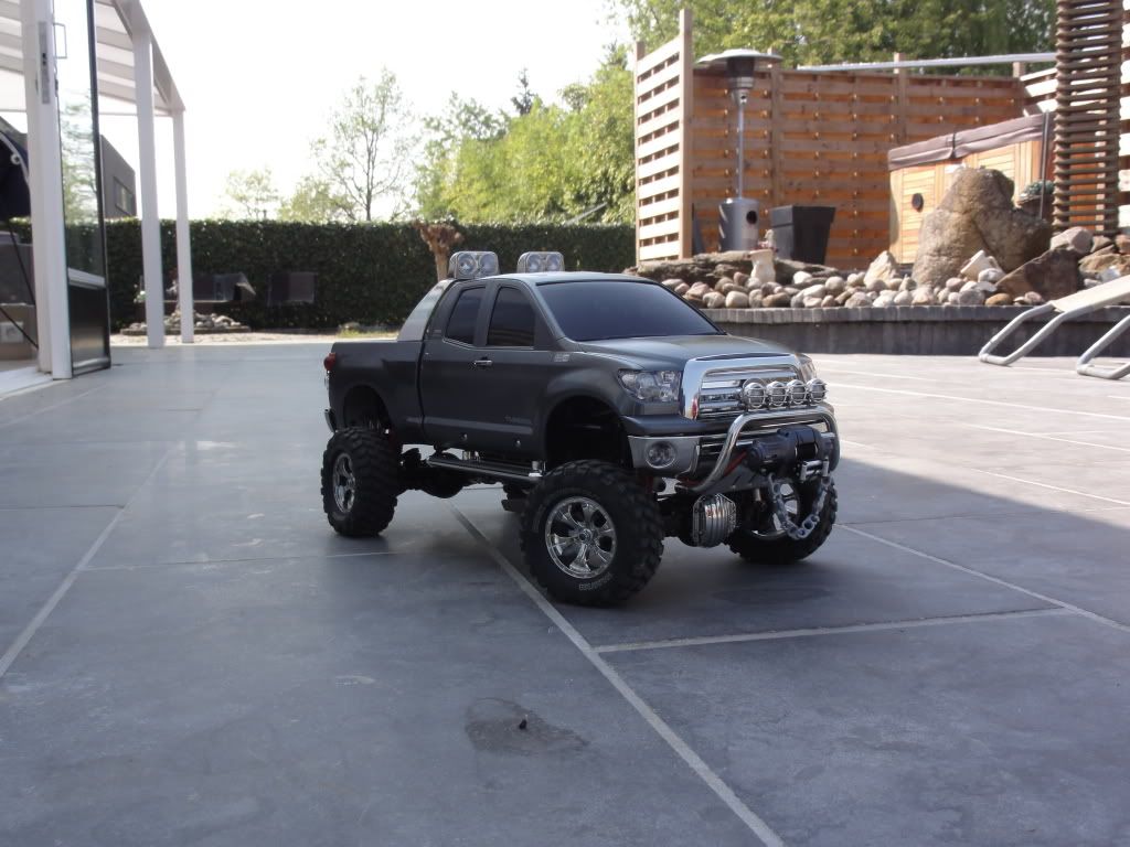 Toyota Tundra high-lift DSC00652