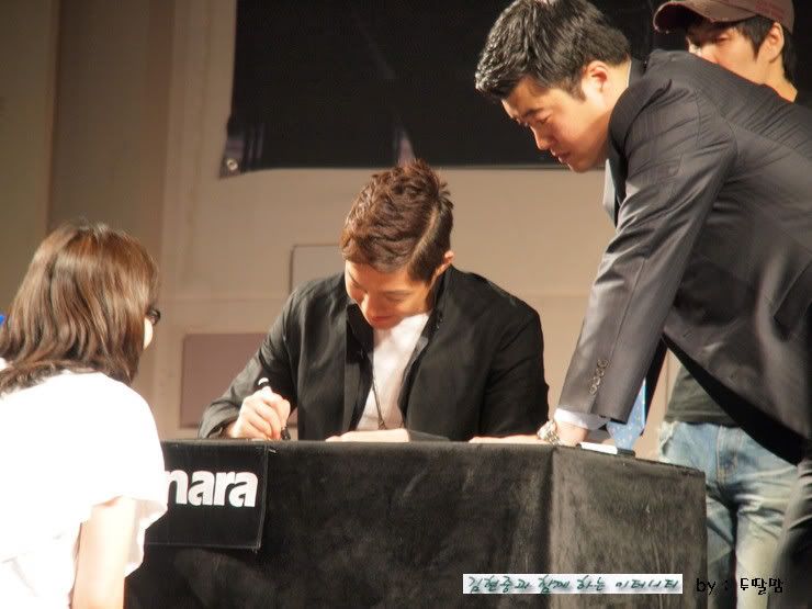 [HJL] ‘Break Down’ album fansign event (3) 10