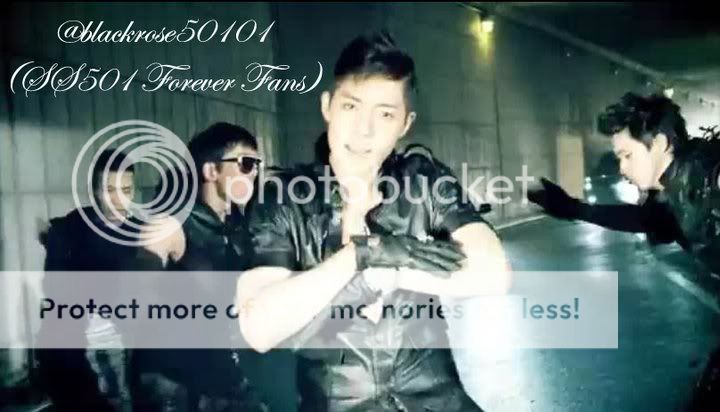 [HJL] Break Down MV caps 253529_10150200466898192_333201033191_6950973_1709684_n