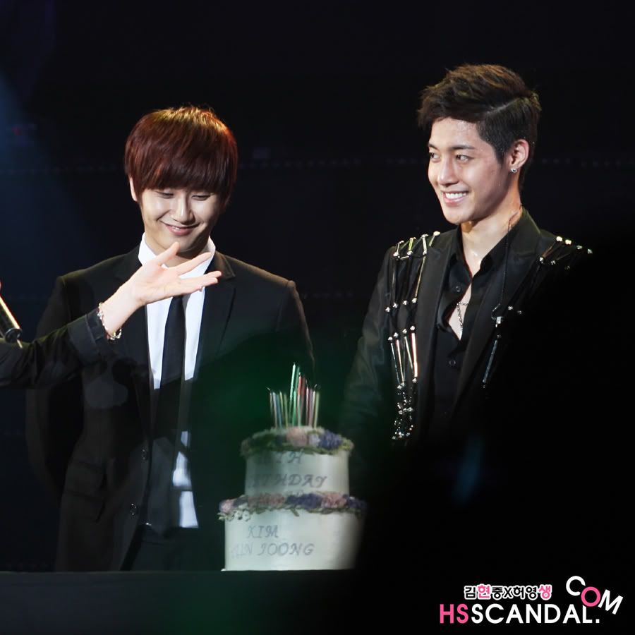 [HJL+YS+KJ] ‘Break Down’ Showcase (11) 98df9b47ae965524dbb4bdbd