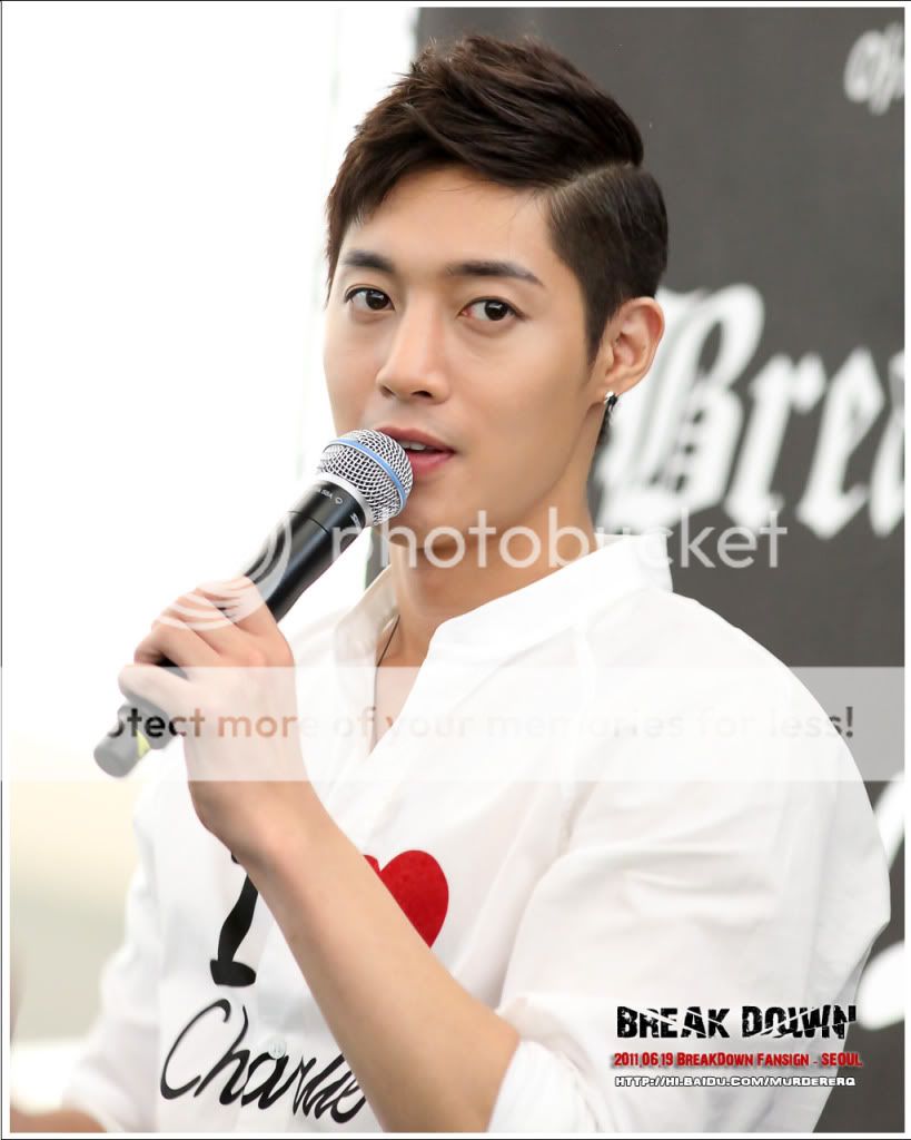 [HJL] ‘Break Down’ album Fansign event [19.06.11] A204da67378d6d7baa184c91