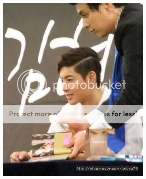 [HJL] ‘Break Down’ album Fansign event [19.06.11] C2f70920a0b545a5e4cd4068