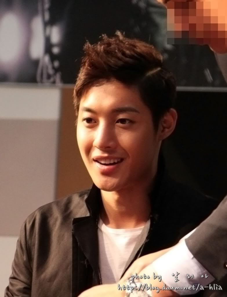 [HJL] ‘Break Down’ album fansign event (4) Ff91b266e7a9737ab9998f95