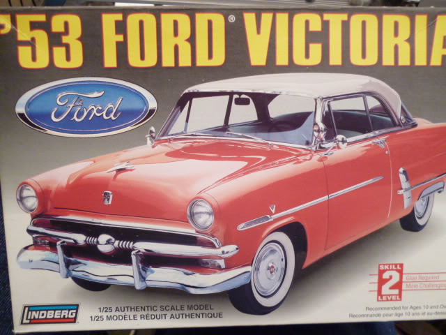 53 Ford Victoria 010