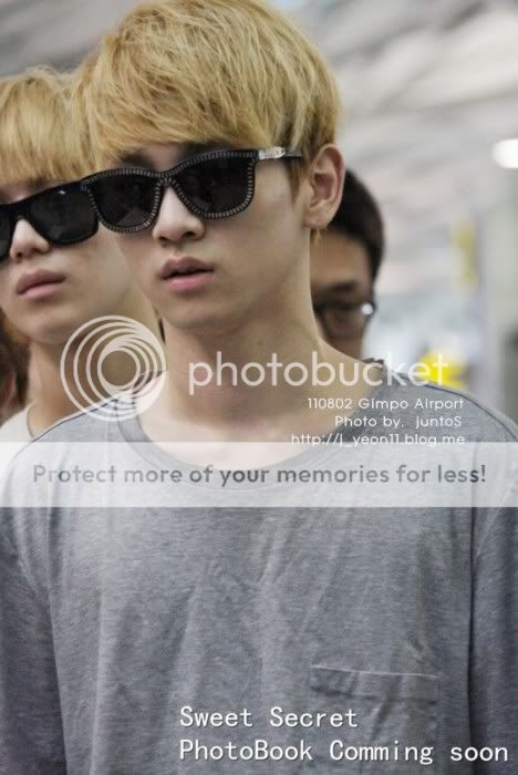 [07-08-2011][Pics][update #3] SHINee on their way back to Japan Tumblr_lpkh526sqo1qcl8qx1