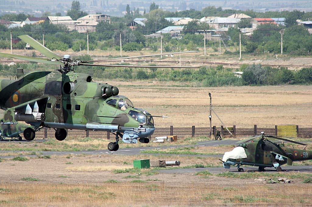 Armée Arménienne Armenia-Mi-24PHind