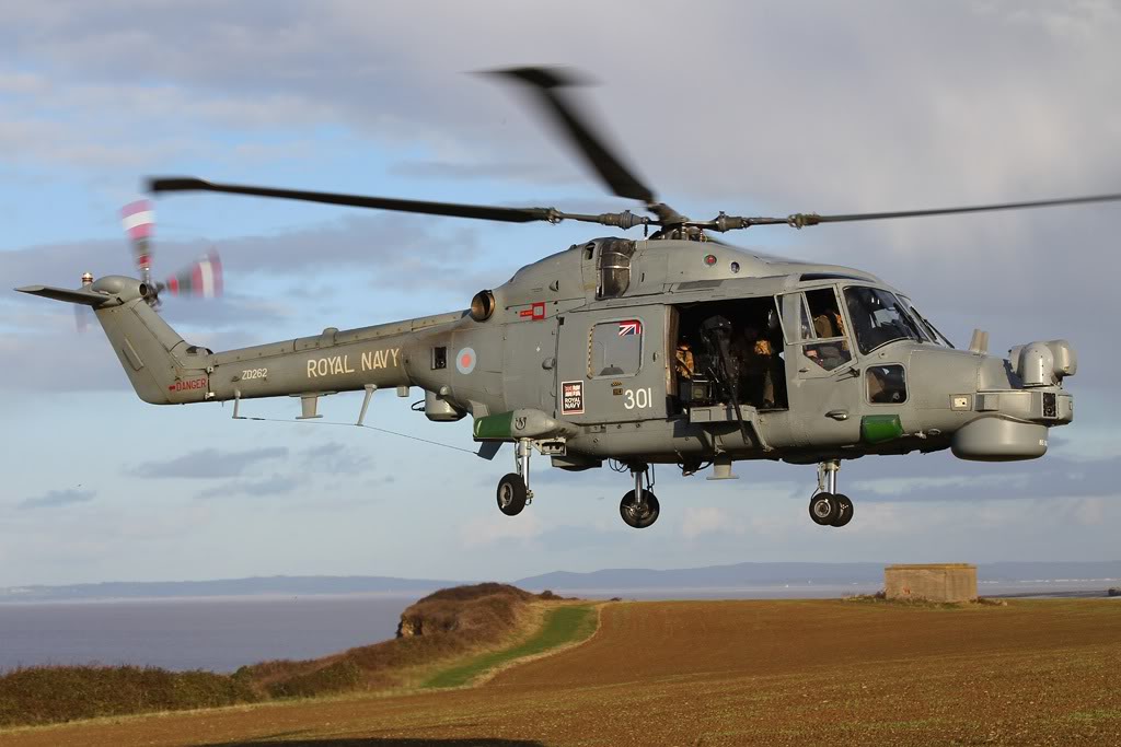 Armée Britannique - Page 2 RAF-Superlynx-low4