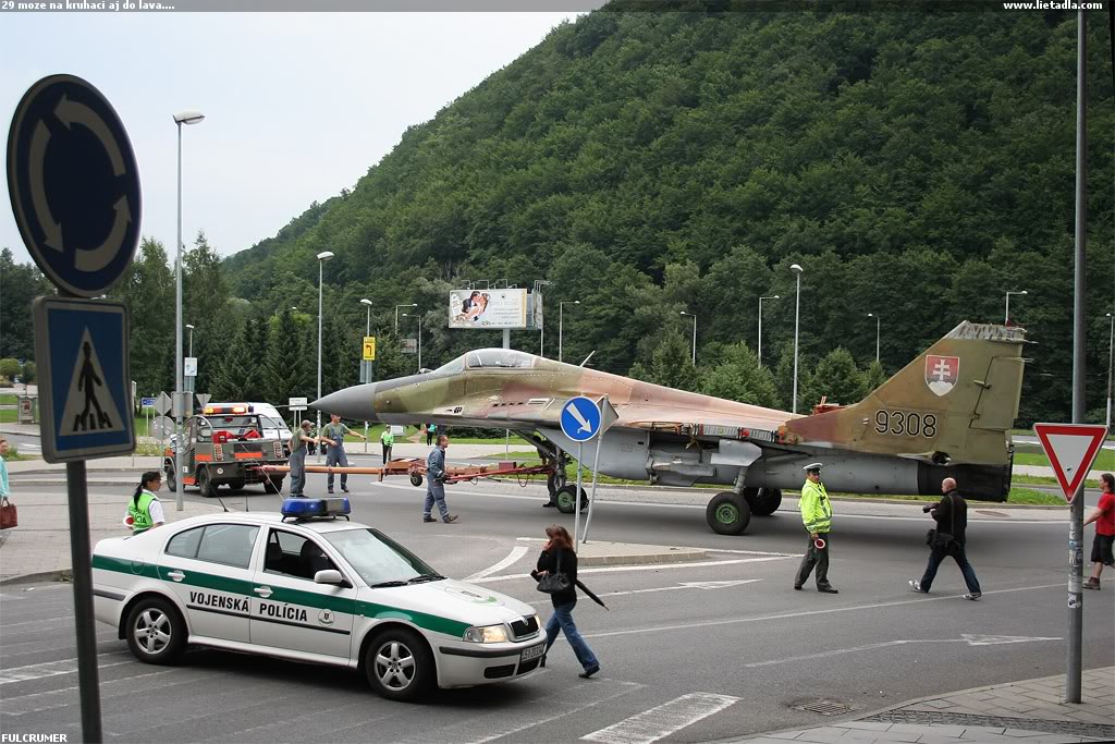 Photos & Videos Humoristiques SlovakianMig-29