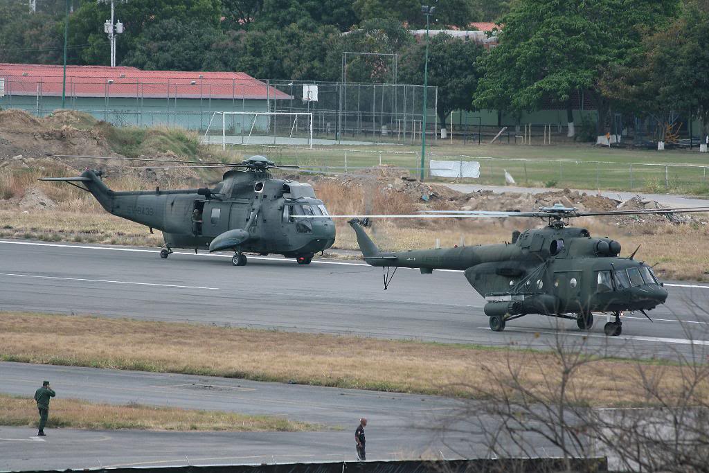  Armée Vénézuélienne - Page 2 Venezuela-army1