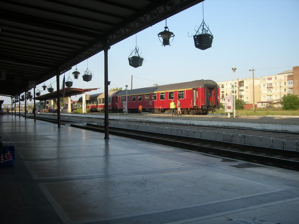 402 : Oradea - Carei - Satu Mare - Halmeu CIMG7732