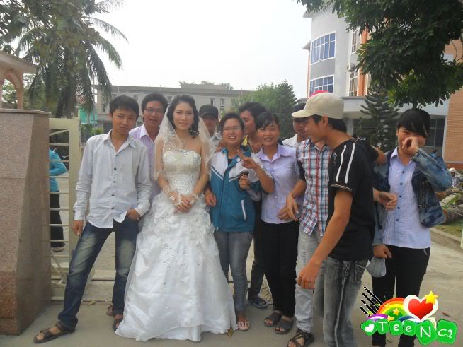 [ 20/11/2011 ] Ảnh Lớp Đi cưới Cô Tuyết CuoiCoTuyet_10