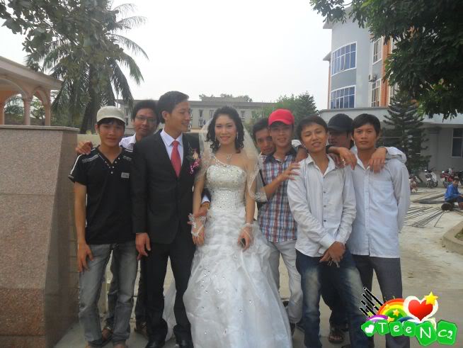 [ 20/11/2011 ] Ảnh Lớp Đi cưới Cô Tuyết CuoiCoTuyet_15