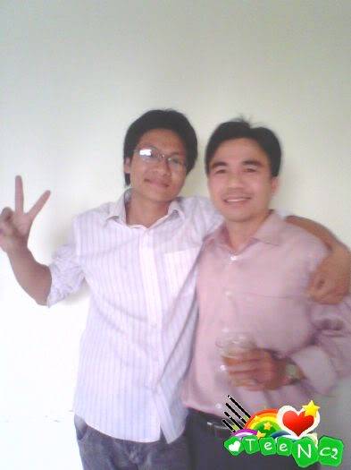 [ 20/11/2011 ] Ảnh lớp Nhậu với Thầy Chủ Nhiệm UongBia_03