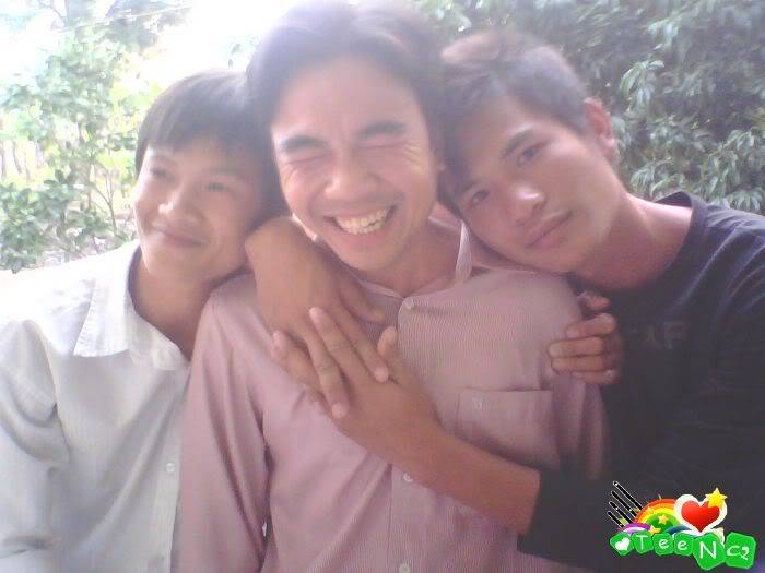[ 20/11/2011 ] Ảnh lớp Nhậu với Thầy Chủ Nhiệm UongBia_07