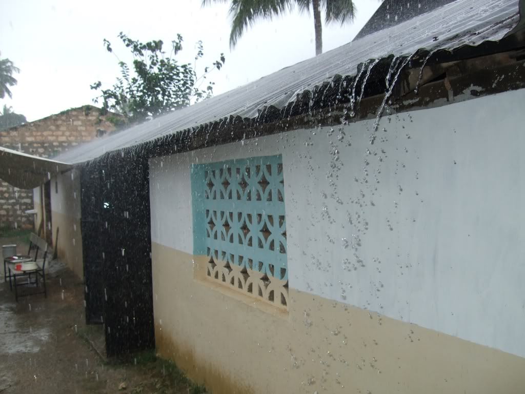 மழை பிடிக்குமா மழைத்துளி பிடிக்குமா 1 AfricaHardMorningRain