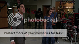 [Glee] Saison 3 - Episode 9 - Extraordinary Merry Christmas - Page 2 Th_emc158