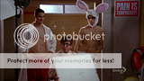 [Glee] Saison 4 - Episode 12 - Naked - Page 2 Th_nakedcap159