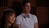 [Glee] Saison 4 - Episode 3 - Makeover  Th_052