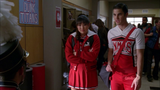 [Glee] Saison 4 - Episode 9 - Swan song Th_swansongcaps035