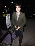 [04.02.2012] Darren au restaurant STK (Los Angeles) Th_STK1