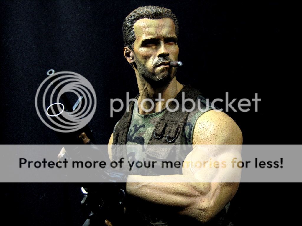 [SideShow] Predator: Major "Dutch" -  Premium Format - LANÇADO!!! - Página 11 IMG_4221_zpsa6ea9e26