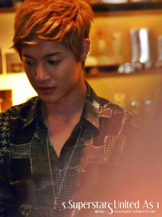 [HJL] TheFaceShop en Singapur [19.08.11]    262585_236766189702140_135122063199887_752994_6719322_n