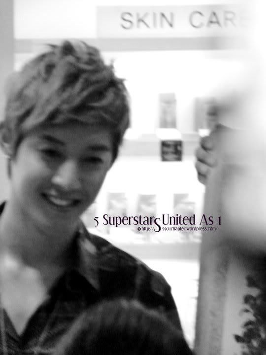 [HJL] TheFaceShop en Singapur [19.08.11]    293696_236767423035350_135122063199887_753023_6023396_n