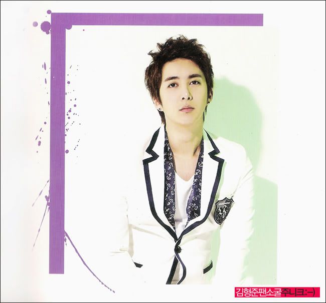 [scans] Hyung Jun - mini photo book Long Night 57314cca7b8d77719c163ddc-1