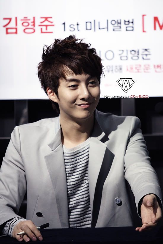 [HJB] ‘My Girl’ Solo Album Fansign Event (4) 9bc812d7f9f99e4662279833-1