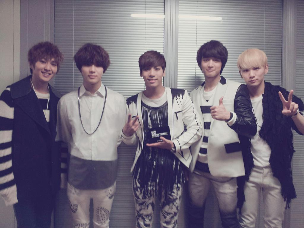 [INFO/281212] SHINee gana el SBS MTV Best of the Best Award como "Mejor Grupo Masculino" del 2012 Bestofbest_zps84ef36f9