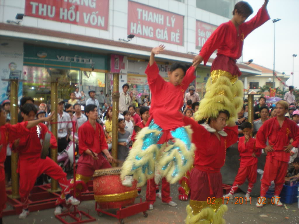  Lễ Hội Nguyên Tiêu - Bình Dương p.2 DSCN2069