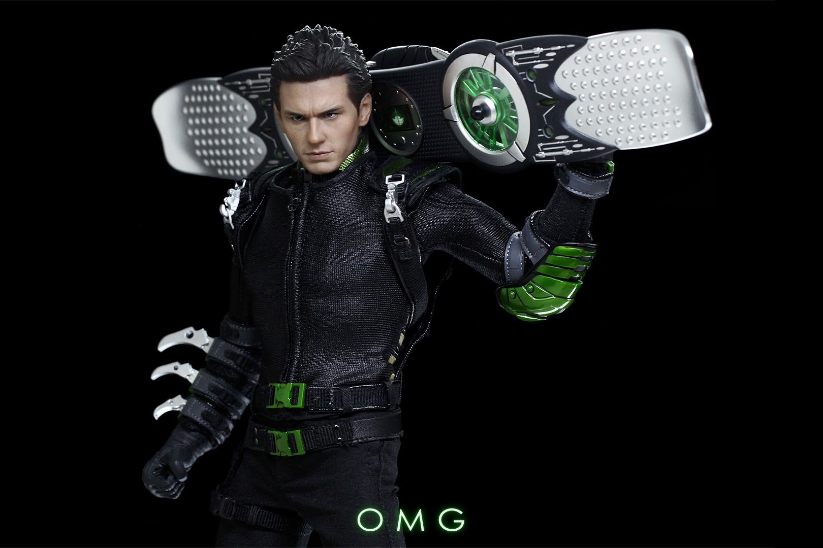 [Hot Toys] Harry Osborn (New Goblin) - LANÇADO!!! - Página 8 A6e282a1