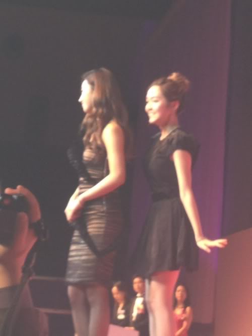 [PIC+VID+GIF][6/1/2012]«๑۩۞۩๑_ YURI ♥ JESSICA_๑۩۞۩๑_ PARIS ♥♕♥ ROMANTIC CITY ♥f  YULSIC_๑۩۞۩๑» - Page 11 Tumblr_lxn6d2uz7a1r8kn61o1_500